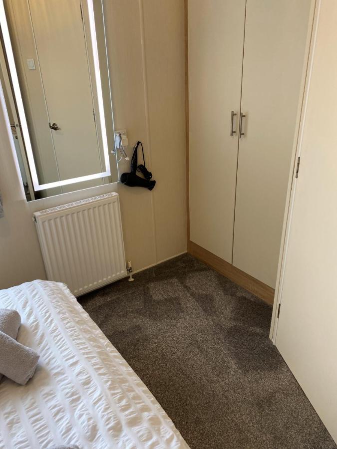 Beautiful Spacious Holiday Home - Romney Sands Нью-Ромні Екстер'єр фото