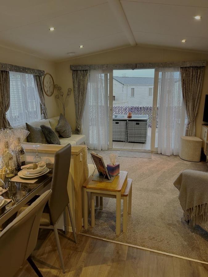 Beautiful Spacious Holiday Home - Romney Sands Нью-Ромні Екстер'єр фото